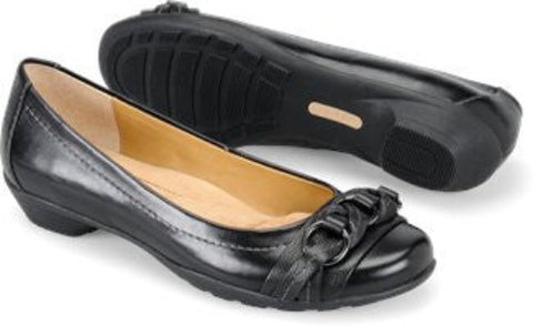 SOFTSPOTS Women's •Posie• Slip-on - ShooDog.com