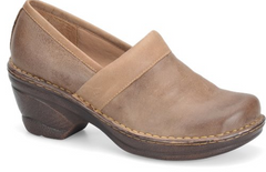 SOFTSPOTS Women's •Larissa II• Clog