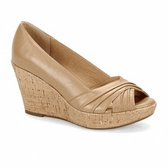 SOFFT Women's •Olwen• Peep-toe Wedge