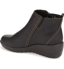 Women's Softspots •Carrigan• Weatherproof Wedge Boot - ShooDog.com