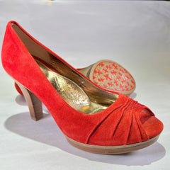 SOFFT Women's •Madeline•  Platform Pump Red Suede